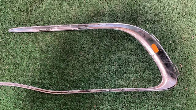 Молдинг переднего бампера, правый Mercedes A2238853001