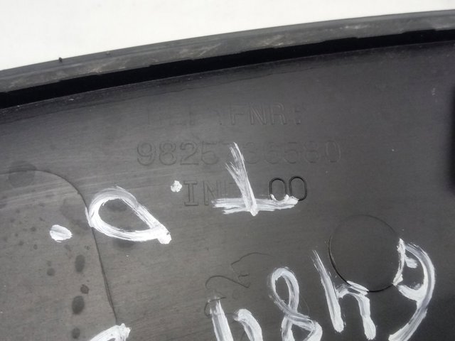 98257365XT Peugeot/Citroen Расширитель заднего крыла, правый