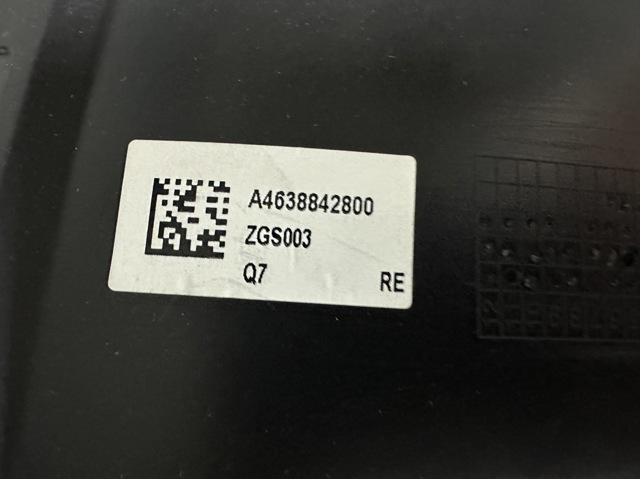 Купить 4638842800 Mercedes Подкрылок передний правый