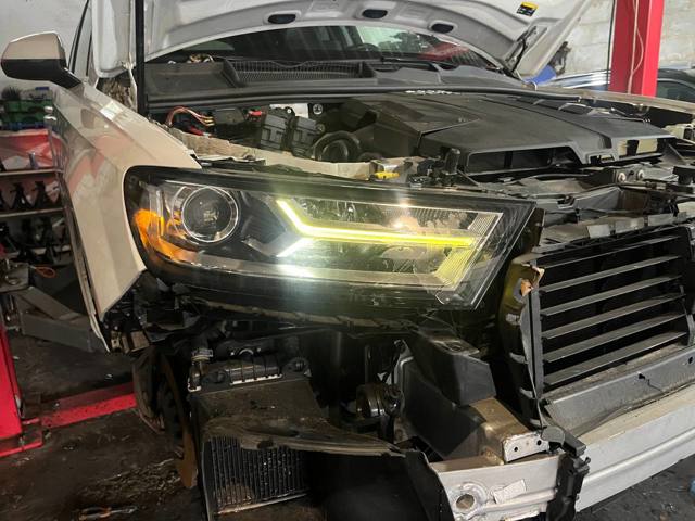 Купить 4M0941006B VAG Фара основная правая