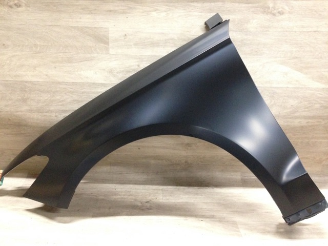 Крыло левое Polcar 32D2011