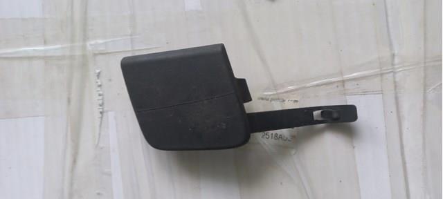 Tampão dianteira do pára-choque do gancho de reboque 8200501601 Renault (RVI)