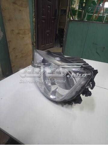 Правая фара A9608200639 Mercedes