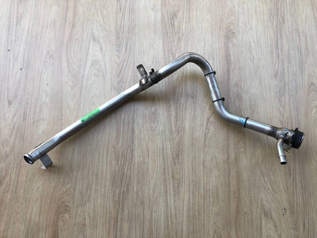 Заливная горловина топливного бака Land Rover LR051672 цена, от 69.68 USD