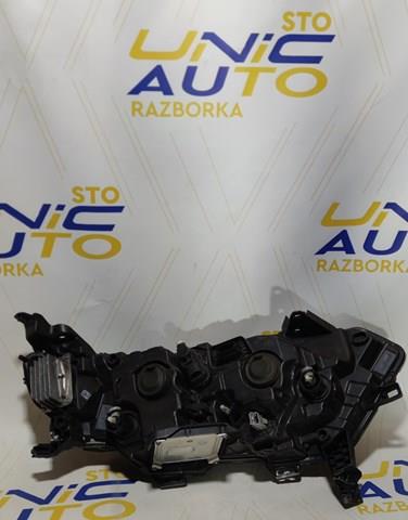Фары Renault (RVI) 260604608R