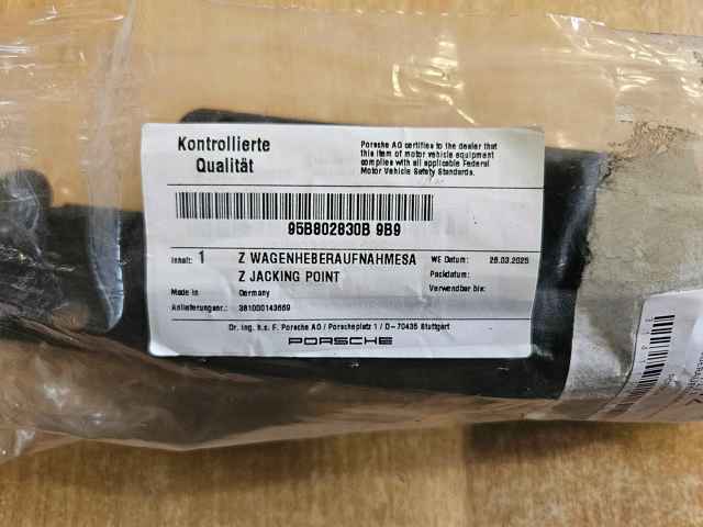 Porsche 95B802830B9B9