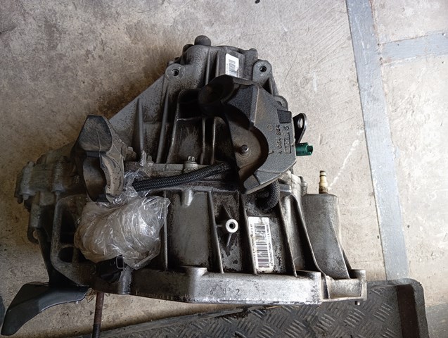  Renault (RVI) 8200793334