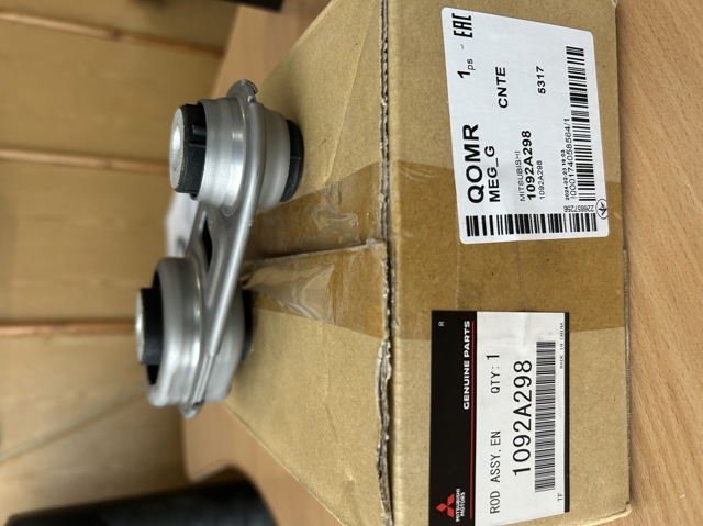 Купить 1092A298 Mitsubishi Гидроопора двигателя задняя