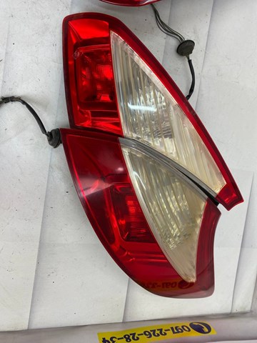 Compre 265500009R Renault (RVI) Lanterna traseira direita interna