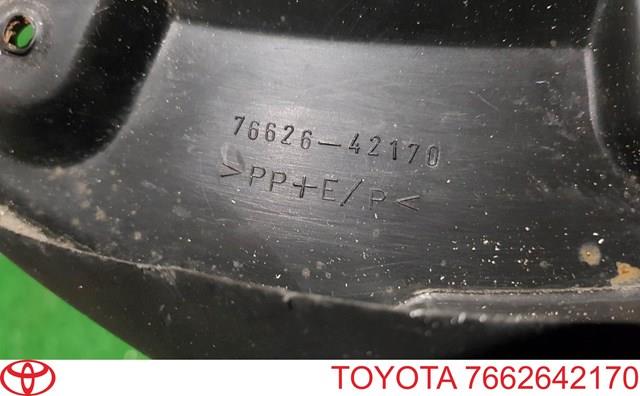 Брызговик задний, левый Toyota 7662642170