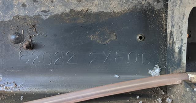 277207Z NISSAN Paragolpes original y equivalente