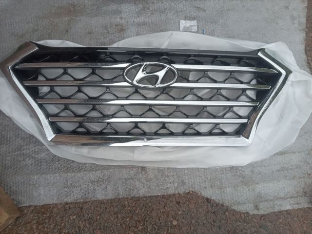 Решетка радиатора 86351D7600 Hyundai/Kia