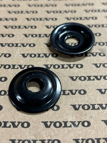8142342 Volvo 