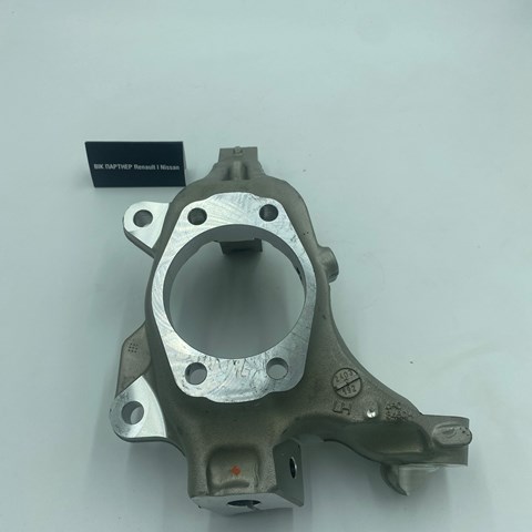Купить 400155AA1A Nissan/Infiniti Цапфа поворотная левая