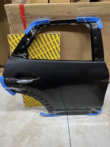 Дверь пассажирская задняя правая Signeda PMZ80006GR цена, от 324.84 USD