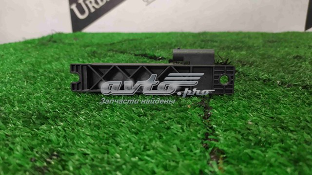 LR099137 Land Rover 