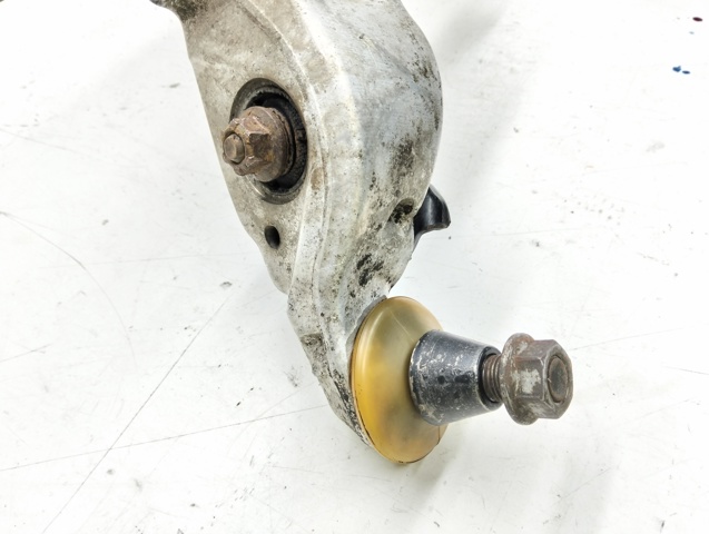 Передний нижний рычаг Nissan/Infiniti 545001DR0A