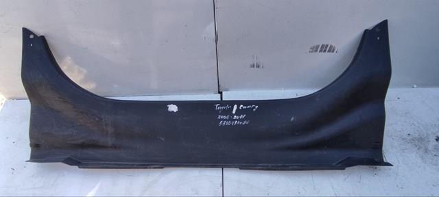 Облицовка задней панели багажника на Toyota Camry V40