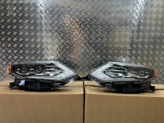 Правая блок фара Nissan/Infiniti 260106FL7A цена, от 361.08 USD