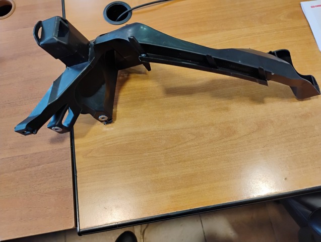 Крепление фары передней, правой FPS FP1216936 цена, от 33.26 USD