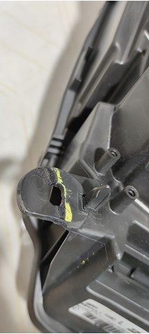 Купить 260608143R Renault (RVI) Фара левая передняя