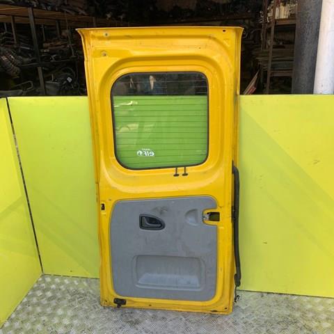 Панель-щека двери задней левой 7750311423 Renault (RVI)