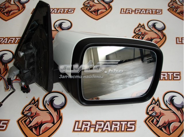 Правое боковое зеркало LR043681 Land Rover