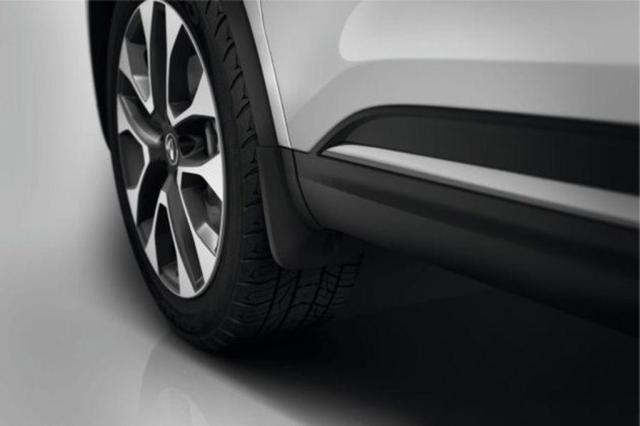 8201665625 Renault (RVI) Комплект передних брызговиков