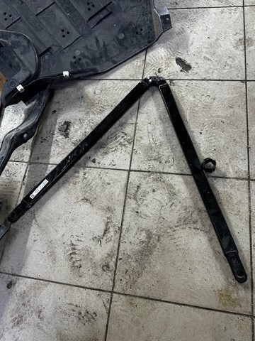  BMW 51648071577 цена, от 102.62 USD