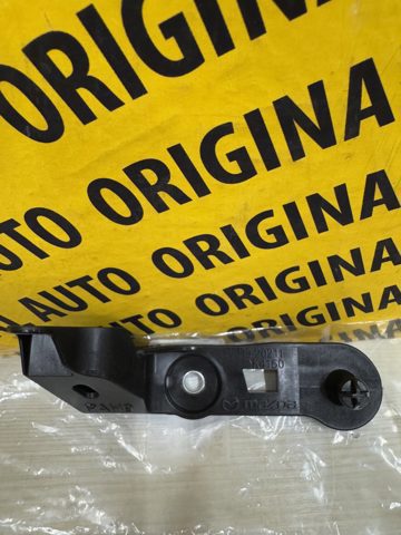 PAH920211 Mazda Кронштейн воздушного фильтра