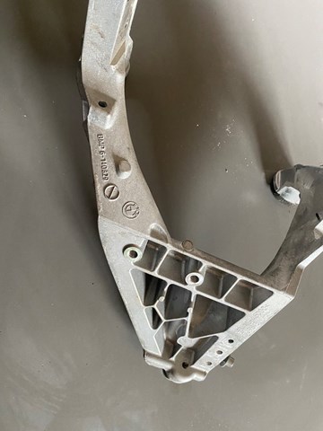 6140829 BMW 