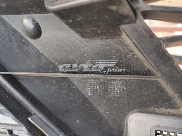 Решетка радиатора 623105HA0A Nissan/Infiniti