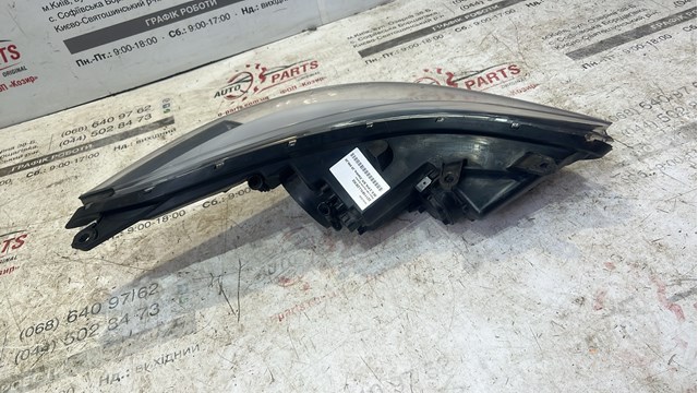 Левая фара 921013X420 Hyundai/Kia