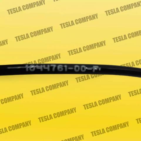  104476100E Tesla Motors