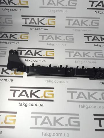 Купить 175709600D Tesla Кронштейн бампера заднего центральный