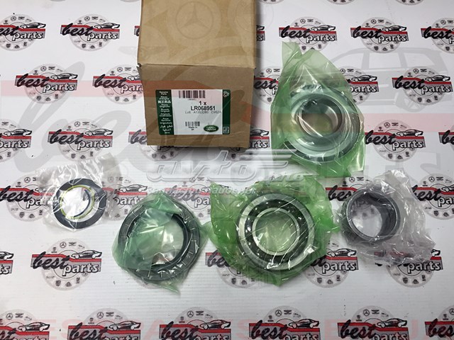 Ремкомплект дифференциала заднего моста LR068951 Land Rover