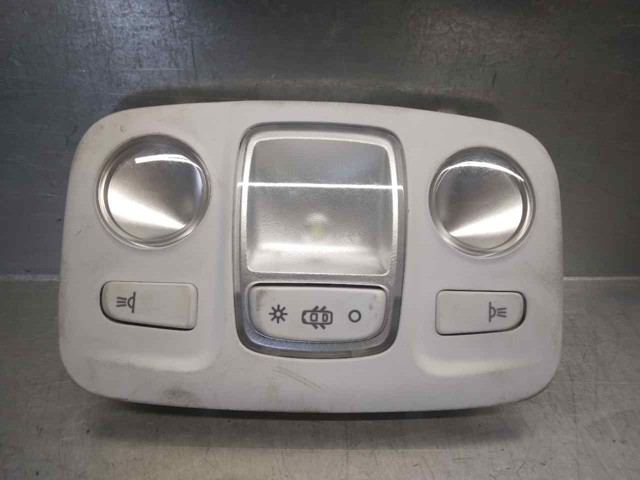 Плафон освещения салона (кабины) задний 96781444PR Peugeot/Citroen