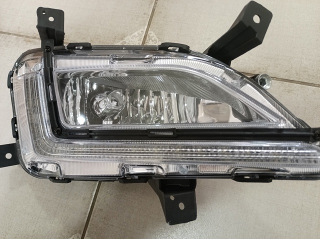 Правая противотуманная фара Hyundai/Kia 92202D3600