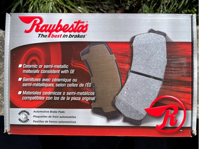 Колодки дисковые  Raybestos MGD1647CH цена, от 59.42 USD