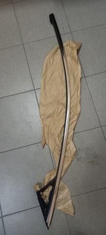 GHP950985G Mazda Молдинг двери передней левой верхний
