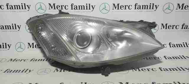 Фара правая Mercedes A2218204661