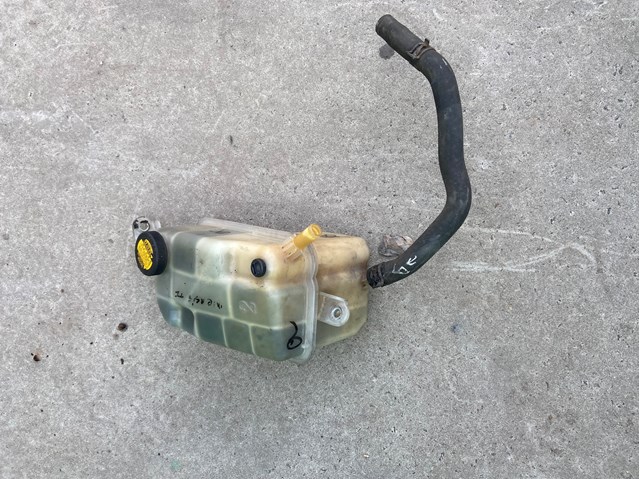 Tanque de expansão do sistema de esfriamento Toyota Corolla  E15