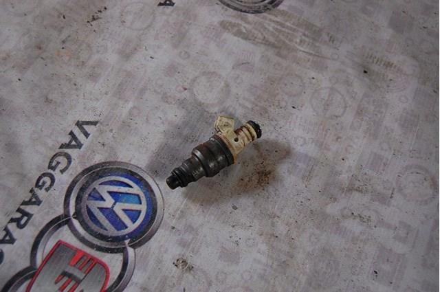 0280150719 Bosch Форсунка инжектора