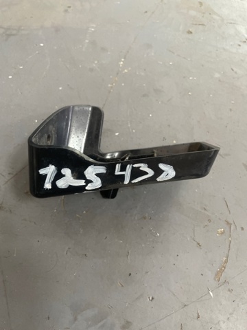 D2BB17E799AA Ford 