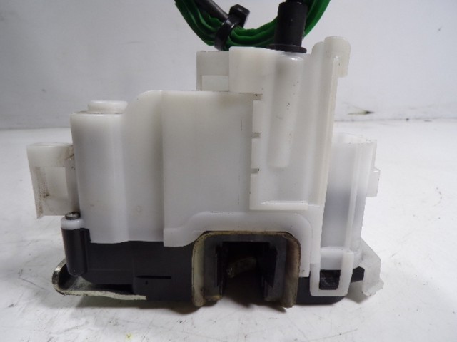 Замок двери задней правой 51987603 Fiat/Alfa/Lancia