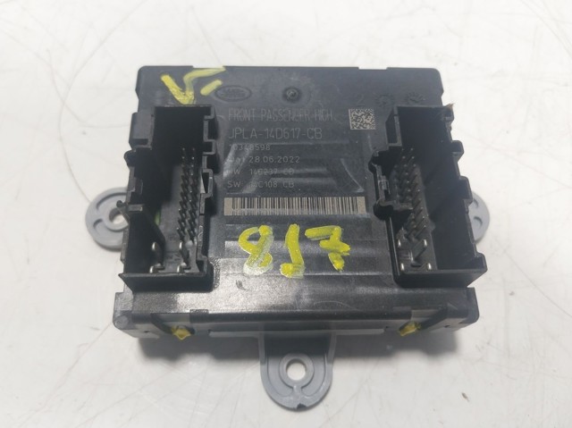 LR117885 Land Rover 