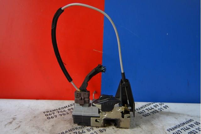  Fecho da porta dianteira esquerda Peugeot 307 SW carrinha (3H) (2002 - 2009) SW