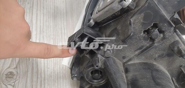 Правая фара EJ7Z13008C Ford