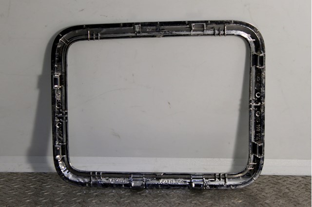 Купить 7L6864134 VAG 