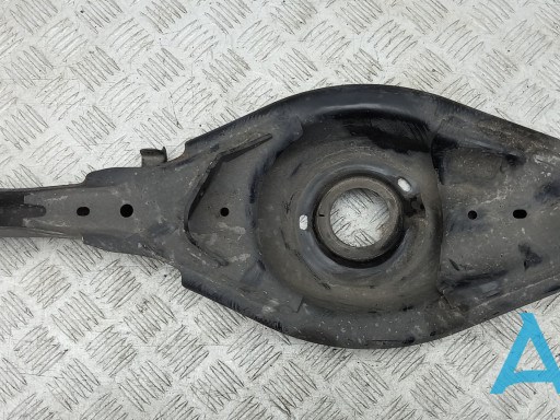 TK4828350 Mazda Рычаг задней подвески нижний, левый